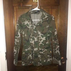 Camo Jacket (Medium)